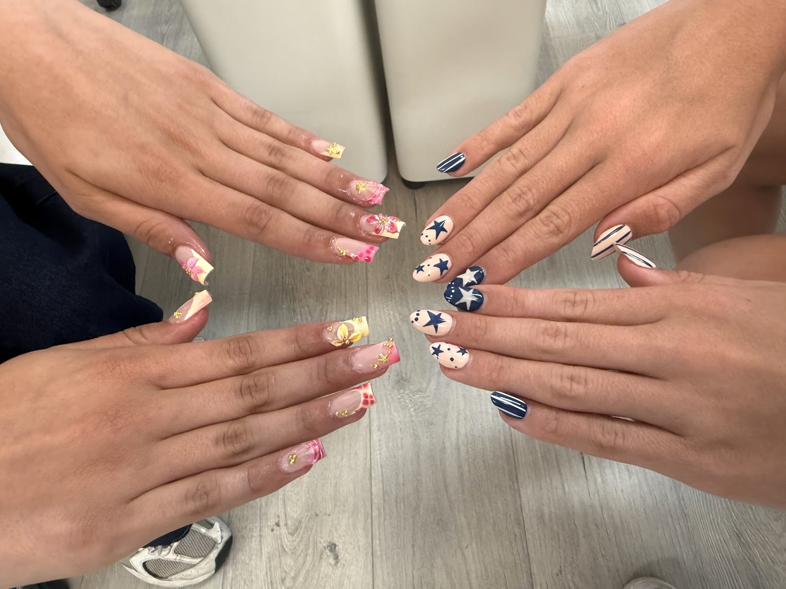 Pureluxe Nail Spa nail photo 8